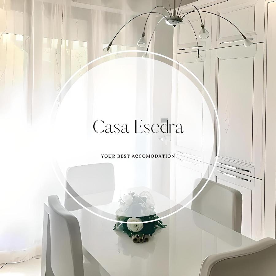 Casa Vacanze Esedra Lägenhet Pescara Exteriör bild